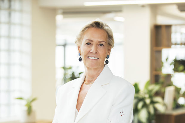 Sue Farr