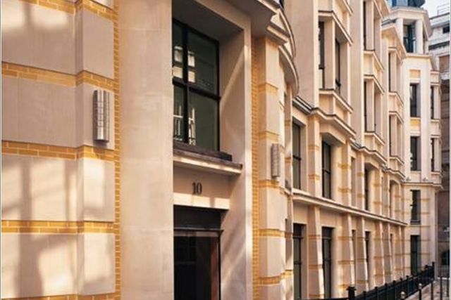 10 Mansion House Place